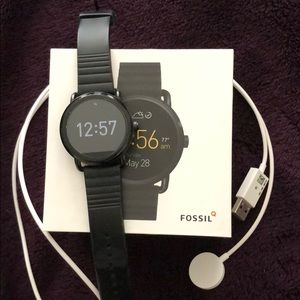 Fossil Q Wander